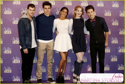 violetta-press-conference-milan-02.jpg