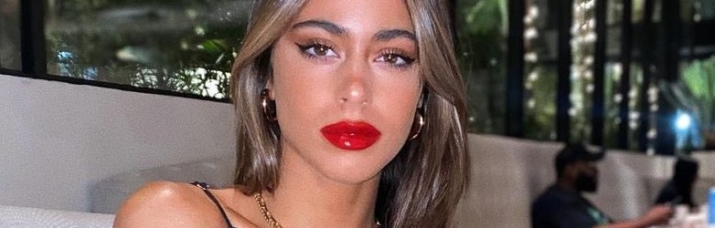 Lire la suite à propos de l’article Photos de Tini – #Liketini